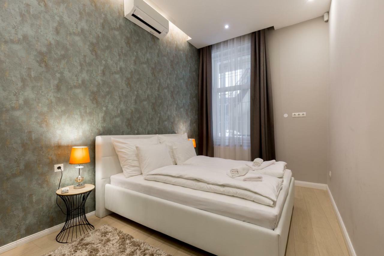 Grand Designer Dream Home In The Center W 3Br/3Bath Budapest Exteriör bild