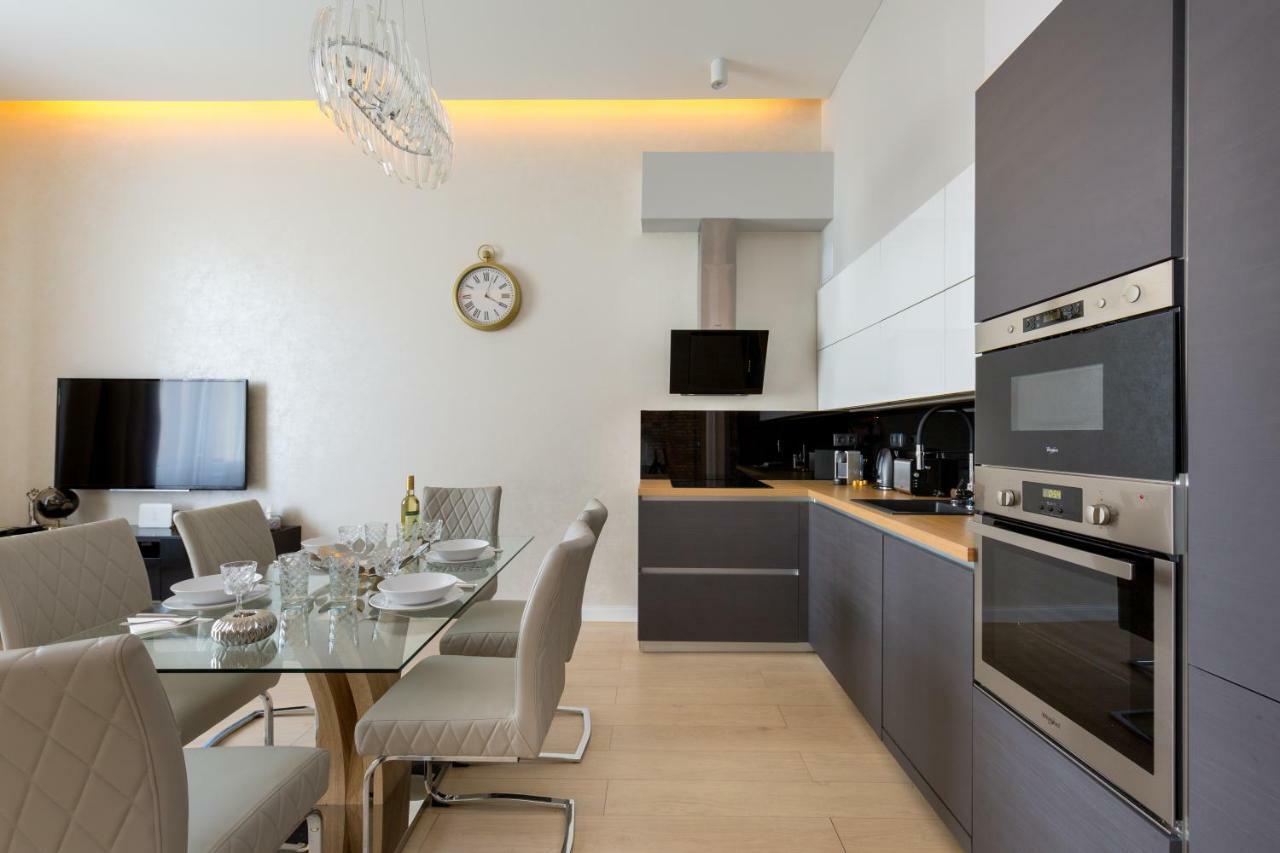 Grand Designer Dream Home In The Center W 3Br/3Bath Budapest Exteriör bild