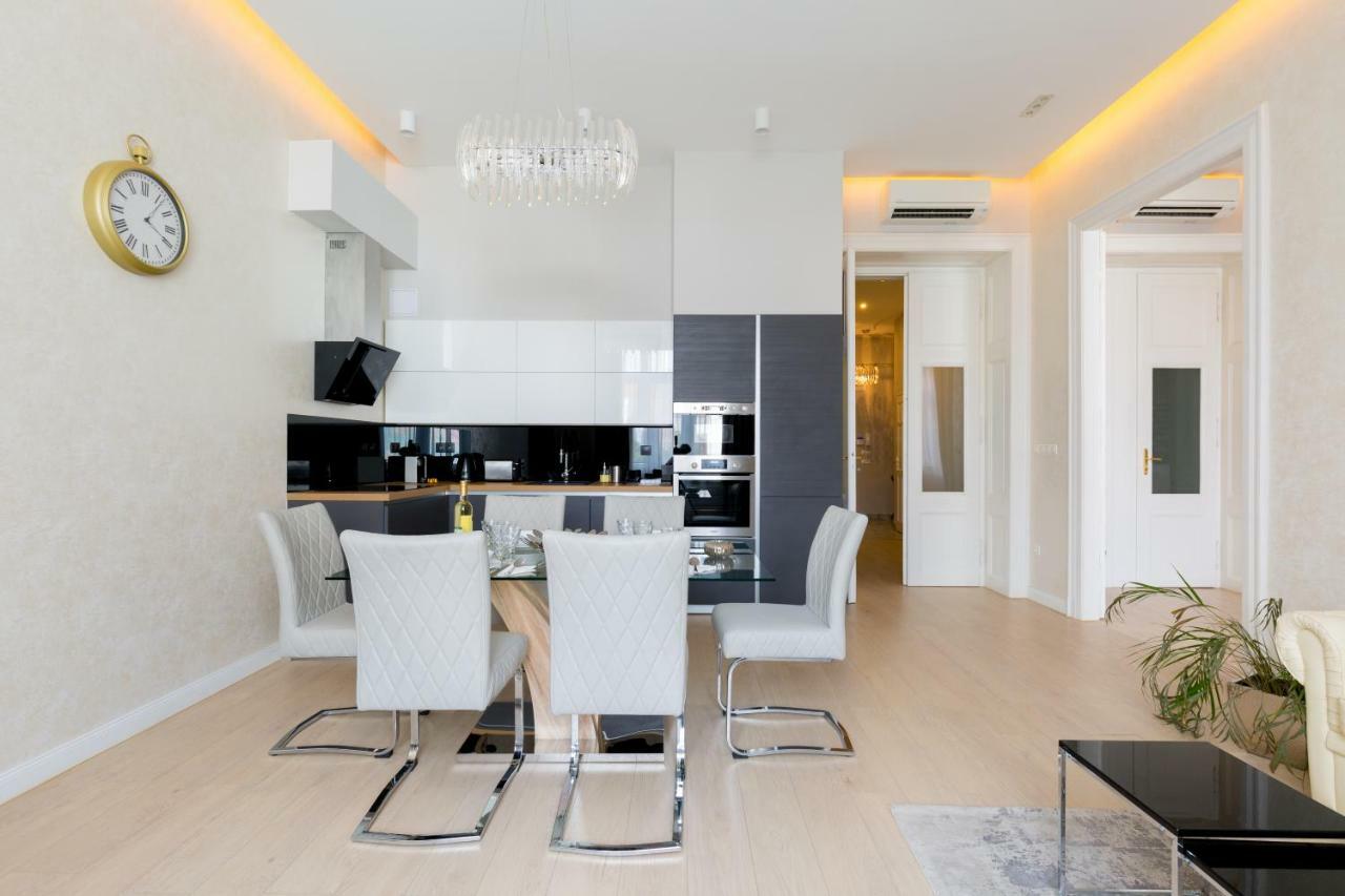 Grand Designer Dream Home In The Center W 3Br/3Bath Budapest Exteriör bild